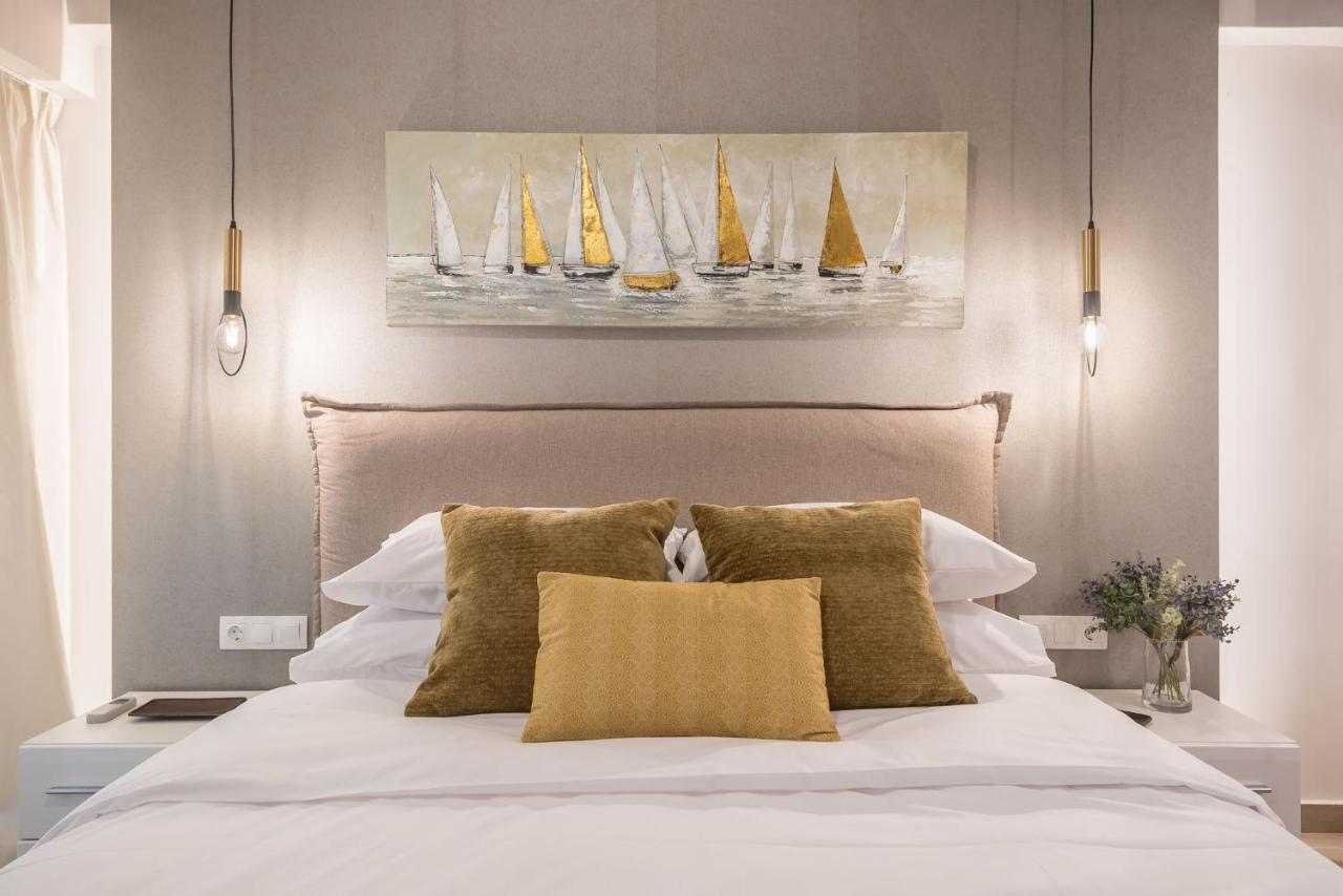 Beautiful & Renovated Aprtm In Piraeus Apartment ภายนอก รูปภาพ