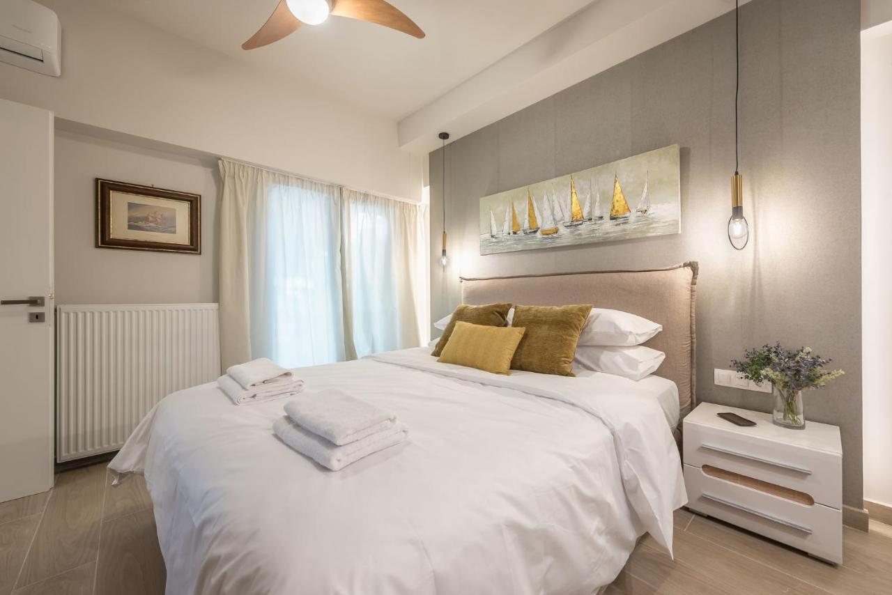 Beautiful & Renovated Aprtm In Piraeus Apartment ภายนอก รูปภาพ